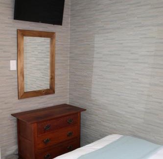 Kimberley House | Cronin Luxury Accomodation Room 2