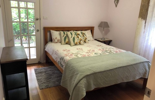 Falls Creek Other | Crooby Cottage Farmhouse: close to Jervis Bay, private location, lush gardens