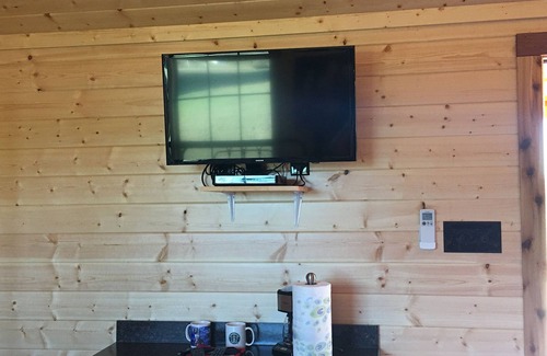 Hamilton Cabin | Crooked Creek Ranch Cabin 2