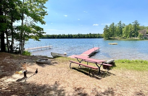 Steuben Cottage | Crooked Lake Cottage-Lakefront Cabin