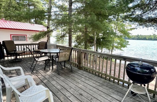 Steuben Cottage | Crooked Lake Cottage-Lakefront Cabin