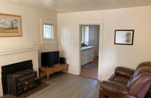 West Eugene House | Crooked Little House