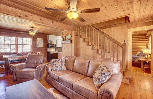 Cropwell Cabin | Cropwell Cabin w/Fire Pit, Near Logan Martin Lake