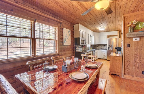 Cropwell Cabin | Cropwell Cabin w/Fire Pit, Near Logan Martin Lake