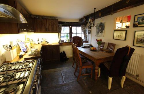 Wrington House | Cross Cottage