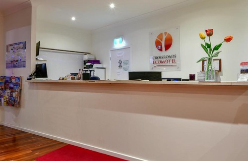 Port Augusta West Hotel | Crossroads Ecomotel