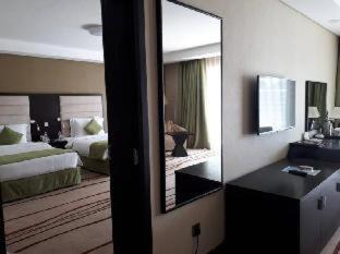 Blantyre Hotel | Crossroads Hotel Blantyre