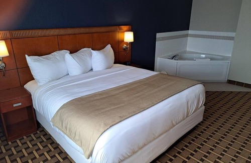 McGregor Hotel | Crossroads Hotel