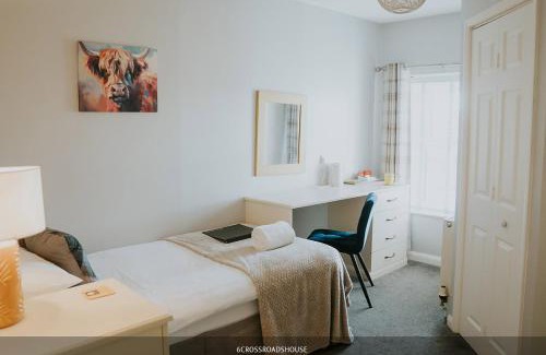 Brisco House | Crossroads House