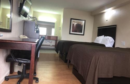 Lebanon Hotel | Crossroads Inn