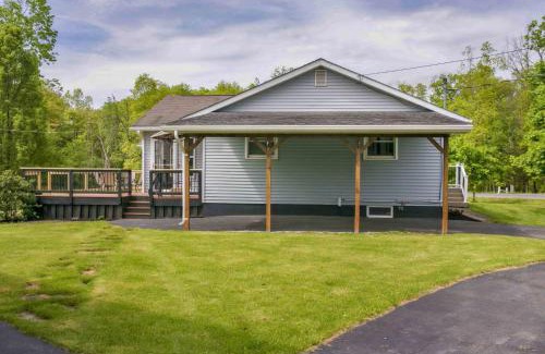 Hammondsport House | Crossroads