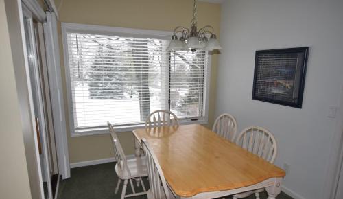 Bellaire Apartment | CrossWinds Getaway at Shanty Creek