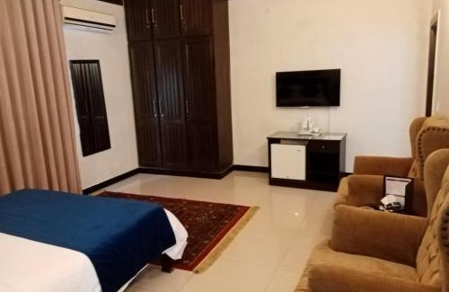 F-6 Sector House | Crosswinds Guest House