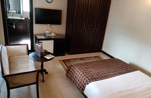 F-6 Sector House | Crosswinds Guest House