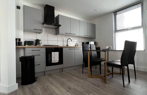 St. Blazey Apartment | Crow nest apartment 2
