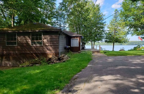 Marmora Cottage | Crowe Lake Cottage