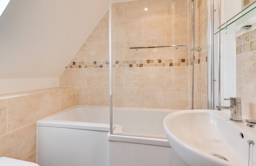 Ditchingham House | Crowfoot's Cottage - Two Bedroom House, Sleeps 4