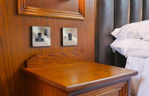 Brough Hotel | Crown & Anchor Inn