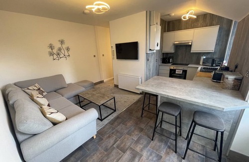 Inverness City Centre Apartment | Crown Àros Beag, Ultra Central, 2-bedroom, 2nd Floor Apartment