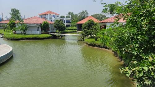 Dhaka Division Hotel | Crown Euro Inn Hotel and Resort