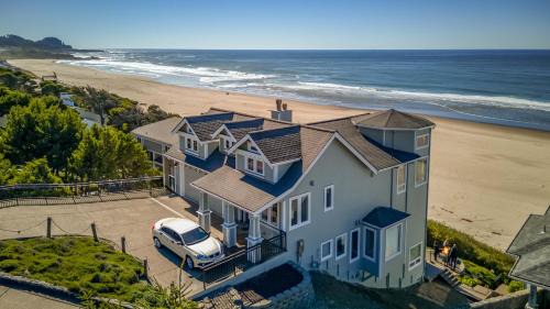 Lincoln Beach House | Crown Jewel