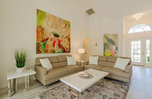 Crown Pointe House | Crown Pointe- Lochwood Ct.