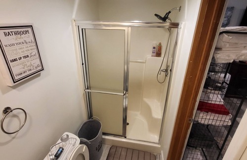 Garfield Heights House | Crown royal presidential suite and fitness center