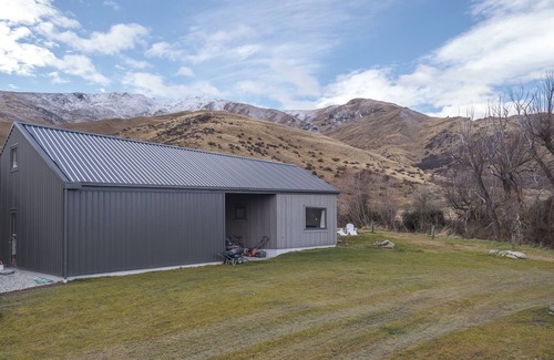 Arrowtown Cottage | CROWN STUDIO RURAL GETAWAY - ARROW JUNCTION HOLIDAY STUDIO in Arrowtown