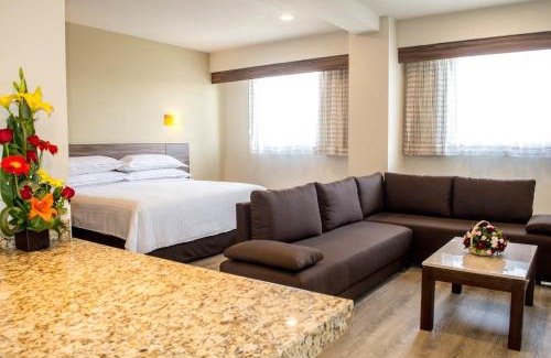 Downtown Queretaro Hotel | Crown Victoria Hotel
