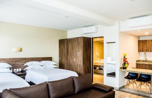 Downtown Queretaro Hotel | Crown Victoria Hotel