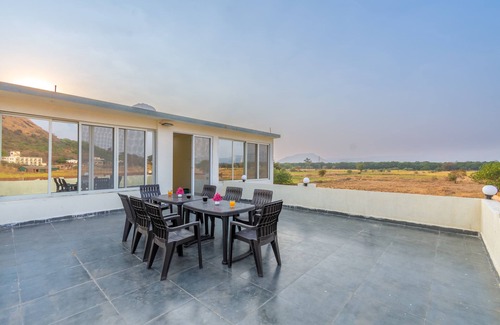 Wadgaon Villa | Crown Villa by Ebony Stays – Royal 3BHK Stay in Lonavala with Comfort