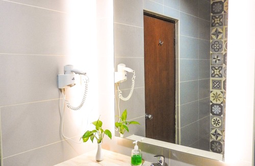 Lubuk Baja Hotel | Crown Vista Hotel