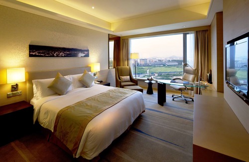 Huadu Hotel | Crowne Plaza Guangzhou Huadu by IHG