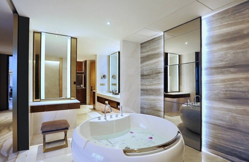 Jianggan Hotel | Crowne Plaza Hangzhou Qiantang by IHG