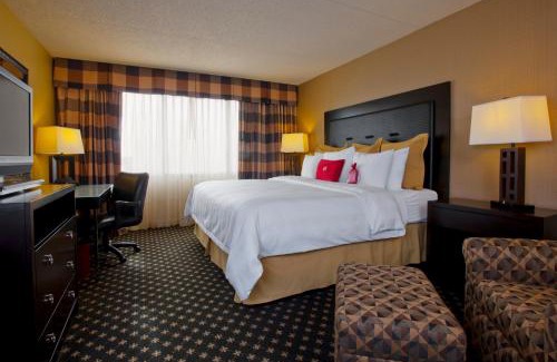 Wayne Hotel | Crowne Plaza Indianapolis-Airport by IHG