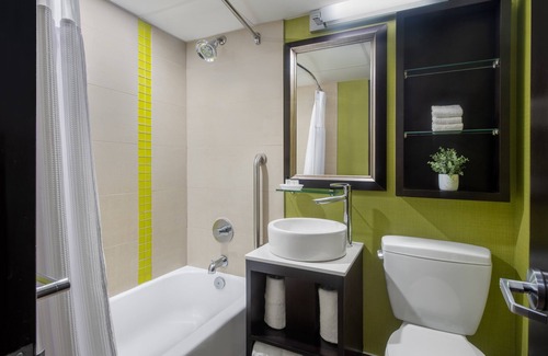 Kitchener Hotel | Crowne Plaza Kitchener-Waterloo by IHG