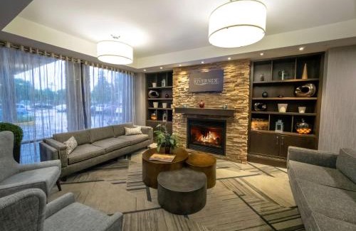 Niagara Falls Hotel | Crowne Plaza Niagara Falls NY - Riverside by IHG