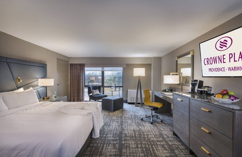 Warwick Hotel | Crowne Plaza Providence-Warwick Airport by IHG