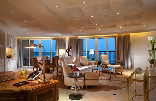 Tianya District Hotel | Crowne Plaza Resort Sanya Bay by IHG