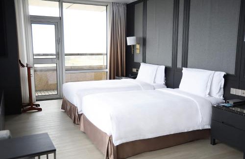 Jiading Hotel | Crowne Plaza Shanghai Anting-Auto City - 15 Minutes drive to F1