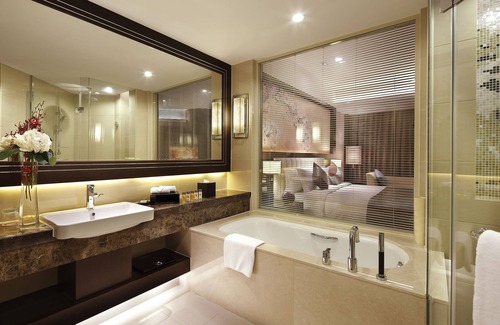 Yuecheng Hotel | Crowne Plaza Shaoxing by IHG
