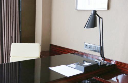 Longgang Hotel | Crowne Plaza Shenzhen Longgang City Centre by IHG