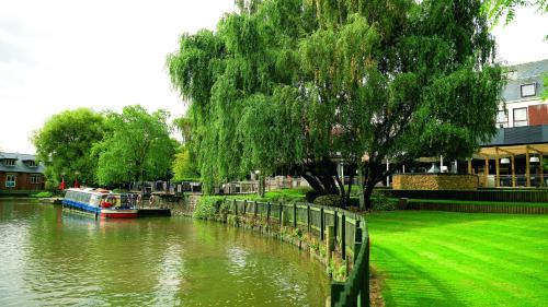 Stratford-upon-Avon Hotel | Crowne Plaza Stratford-upon-Avon by IHG