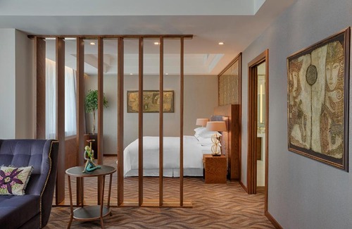 Ufa Hotel | Crowne Plaza Ufa - Congress Hotel, an IHG Hotel