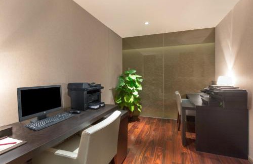 Bin Hu District Hotel | Crowne Plaza Wuxi Taihu by IHG