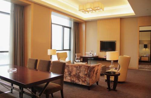 Yichang Hotel | Crowne Plaza Yichang by IHG