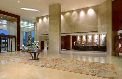 Jingkou District Hotel | Crowne Plaza Zhenjiang by IHG