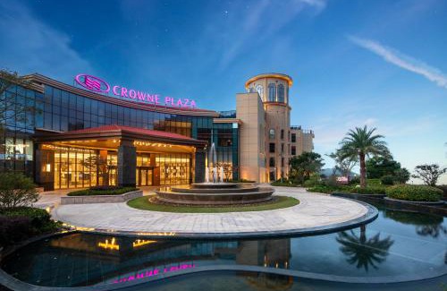 Putuo Hotel | Crowne Plaza Zhoushan Seaview by IHG
