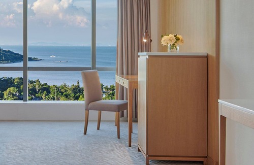 Zhuhai Jida Hotel | Crowne Plaza Zhuhai City Center by IHG
