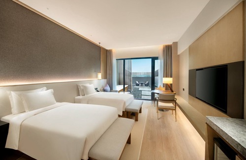 Tangshan Hotel | Crowne Plaza Zunhua Hot Spring Town by IHG